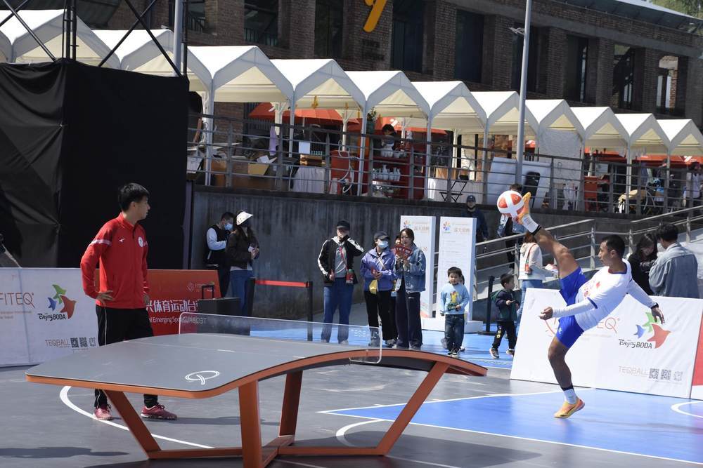 周定洋坐镇，亚冠成都蓉城VS神户胜利船，韦世豪+德尔加多领衔进攻